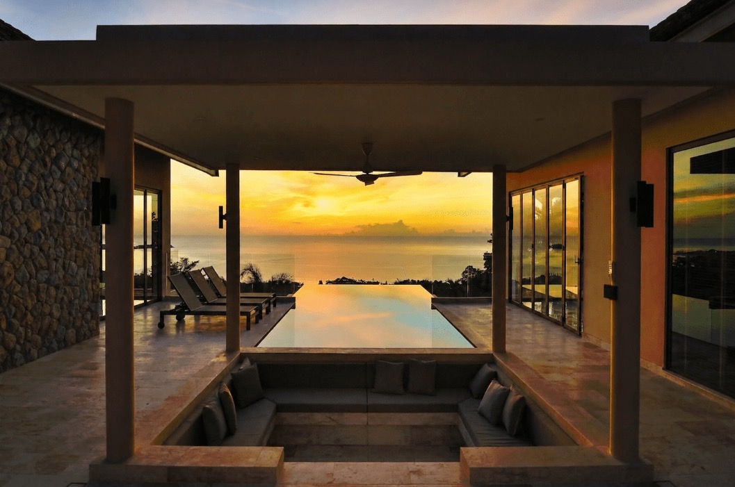 Villa Awan-Tujuh พูลวิลล่าหรูเกาะสมุย วิวทะเลพาโนรามา พร้อมเชฟส่วนตัว