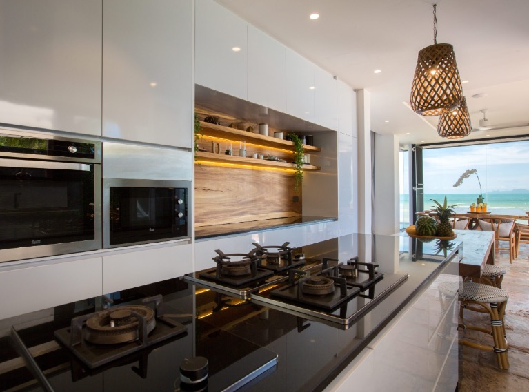 Villa U Koh Samui: Luxury Beachfront Haven in Lipa Noi