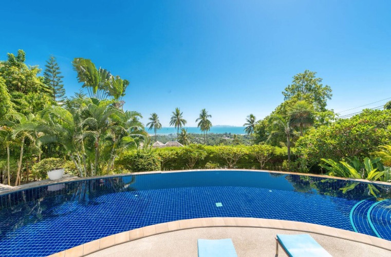 Villa White Stone Samui: Luxury 4-Bedroom Villa with Stunning Sunset Views