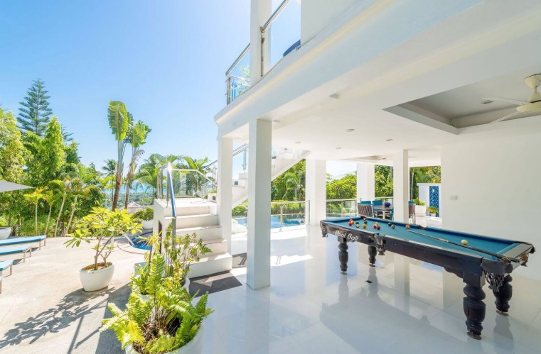 Villa White Stone Samui: Luxury 4-Bedroom Villa with Stunning Sunset Views
