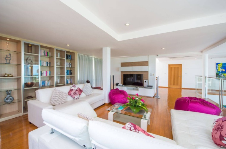 Villa White Stone Samui: Luxury 4-Bedroom Villa with Stunning Sunset Views