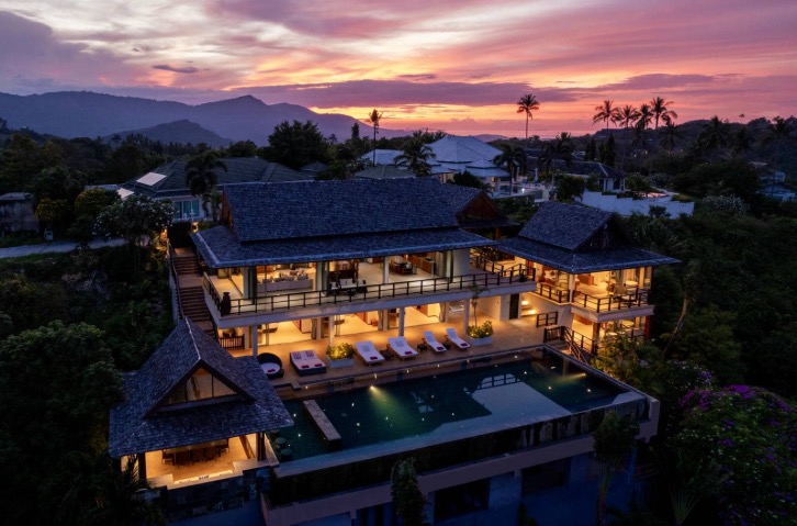 Baan Grand Vista สมุย: พูลวิลล่าหรู 5 ห้องนอน วิวทะเลพาโนรามาเหนือหาดบ่อผุด