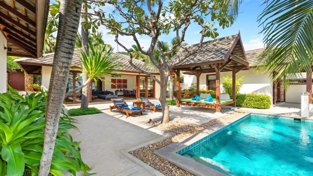 Escape to your own private paradise at Aqua Vista 26